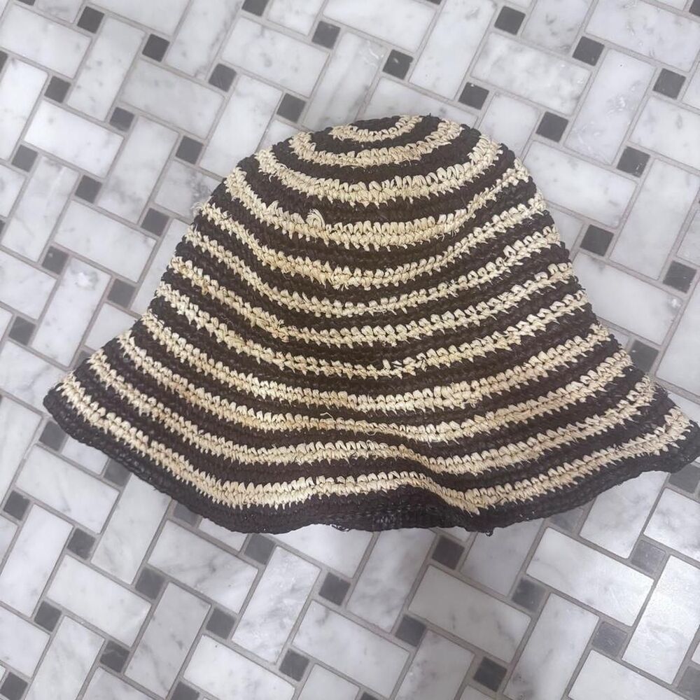 Wyeth Women's Cream and Black straw Hat